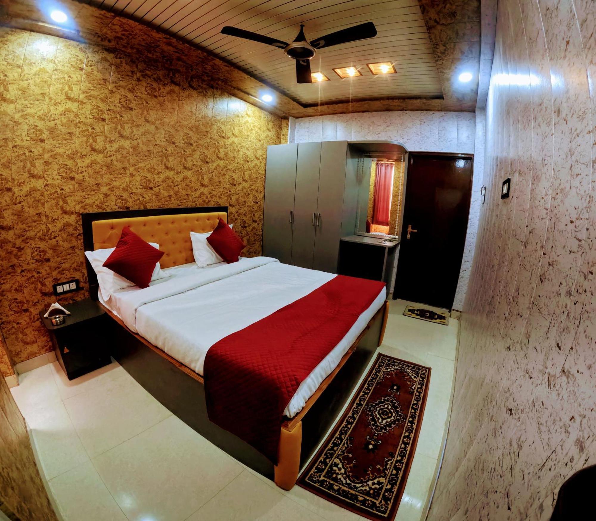 Hotel Rk Villas-500 Meter From Temple