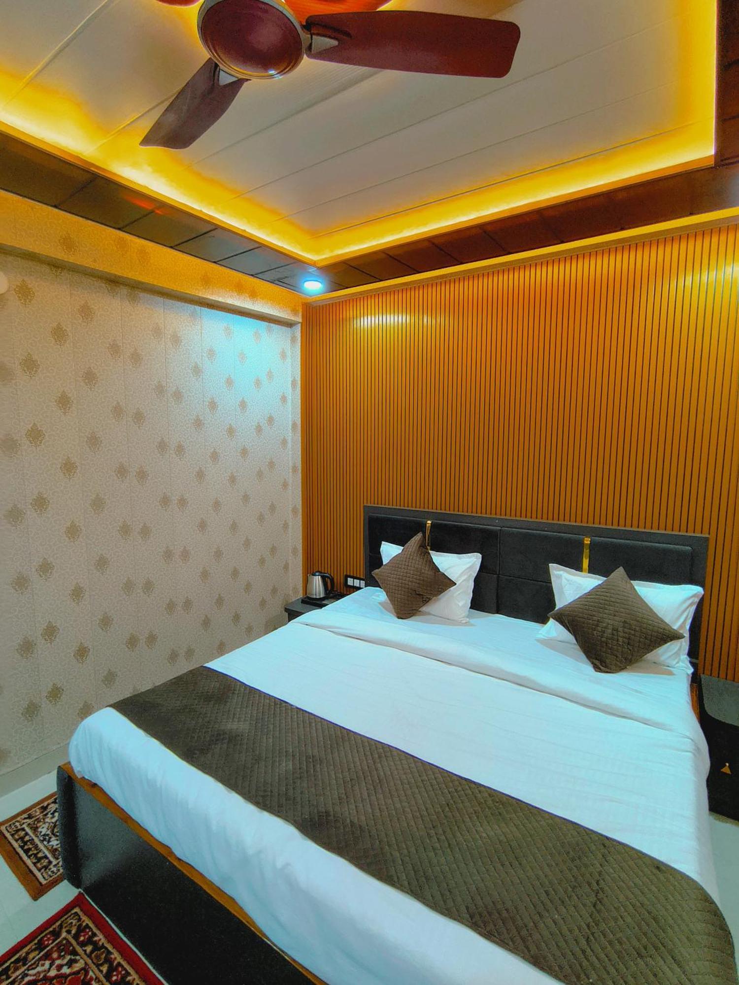 Rk Villas-500 Meter From Temple Hotel 2*